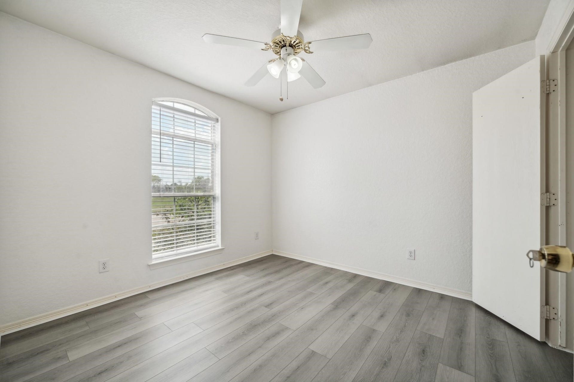 15306 Newly Drive, Houston, TX 77084 15306 Newly Drive, Houston, TX 77084