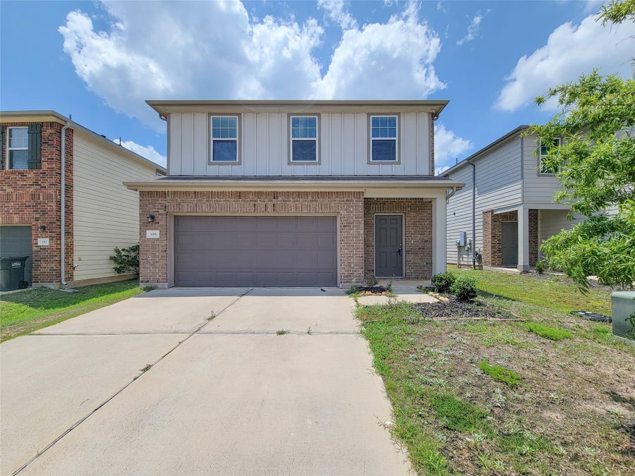 Property photo for 688 Amesbury, Montgomery, TX