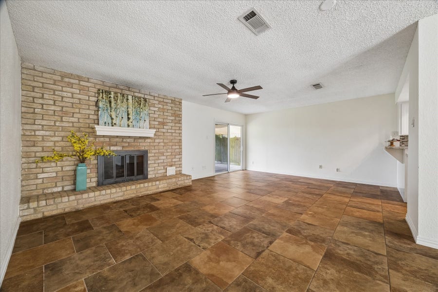 Property photo for 810 Halewood Drive, Houston, TX