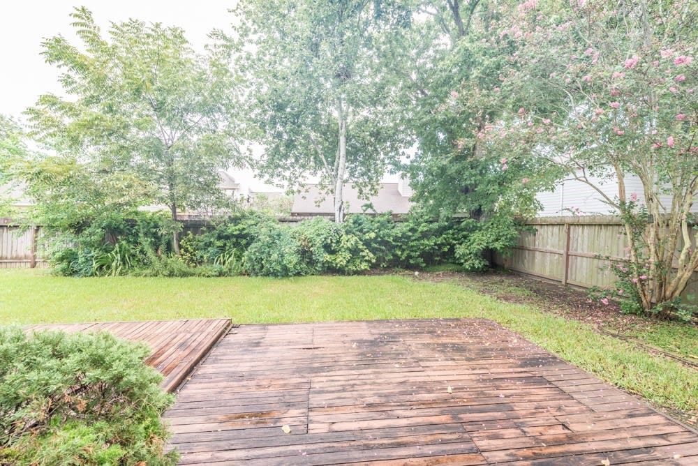 15119 Manorhill Drive, Houston, TX 77062 15119 Manorhill Drive, Houston, TX 77062