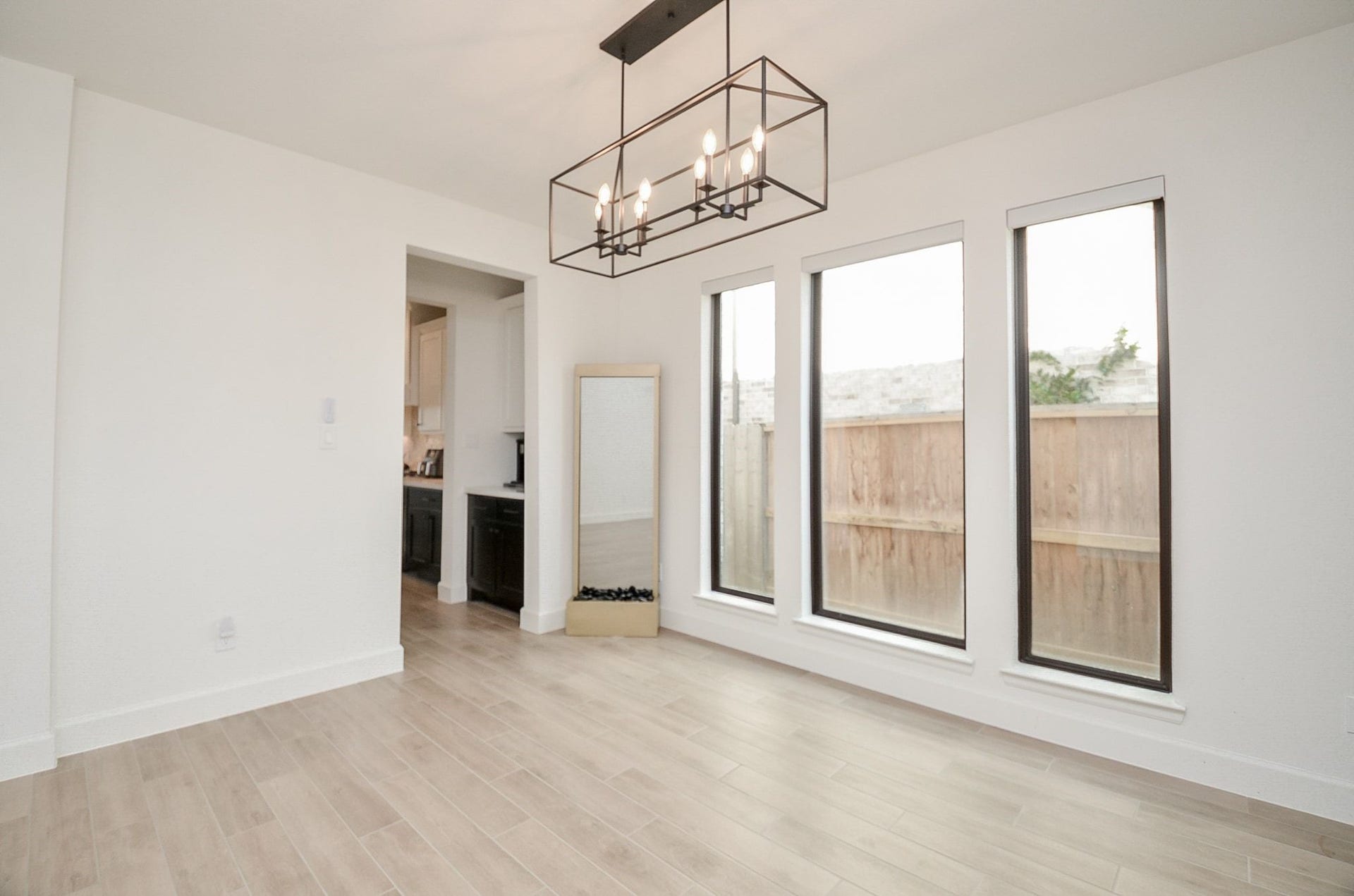 The natural lighting creates an inviting setting for gatherings!