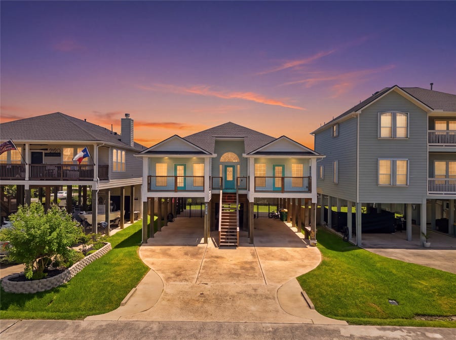 Property photo for 2116 Menard Avenue, Seabrook, TX