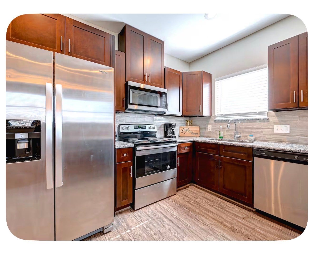3241 Dixie Drive, Houston, TX 77021 3241 Dixie Drive, Houston, TX 77021