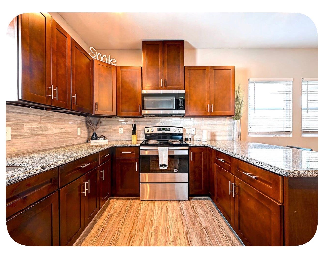 3241 Dixie Drive, Houston, TX 77021 3241 Dixie Drive, Houston, TX 77021