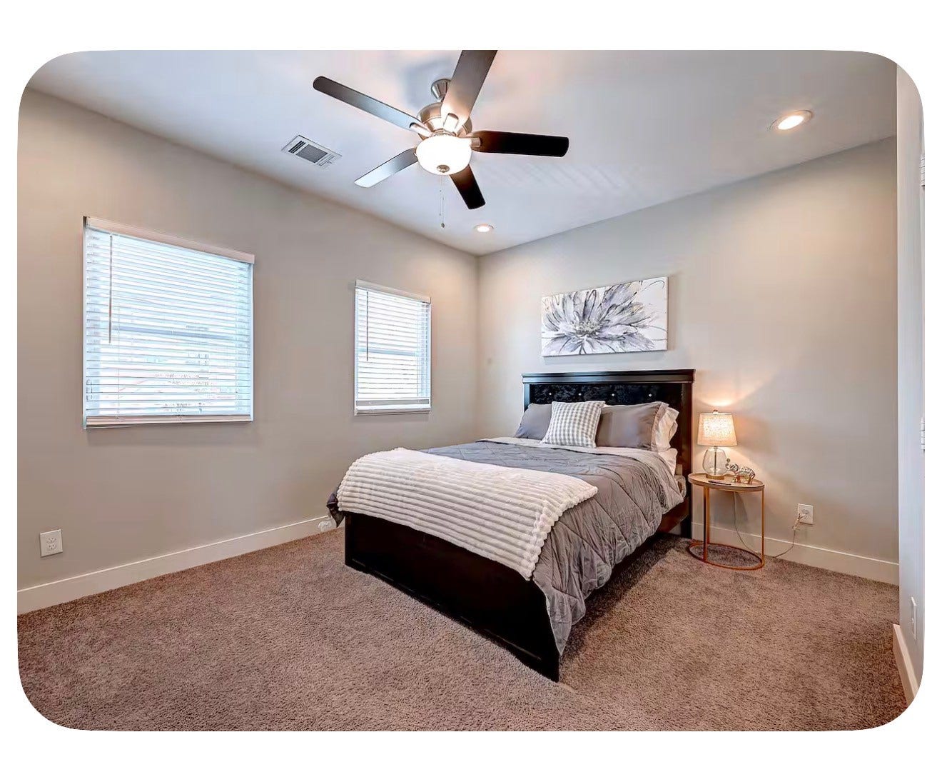 3241 Dixie Drive, Houston, TX 77021 3241 Dixie Drive, Houston, TX 77021