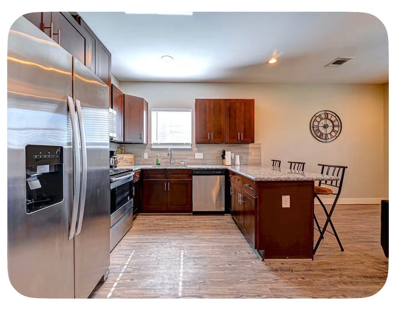 3241 Dixie Drive, Houston, TX 77021 3241 Dixie Drive, Houston, TX 77021
