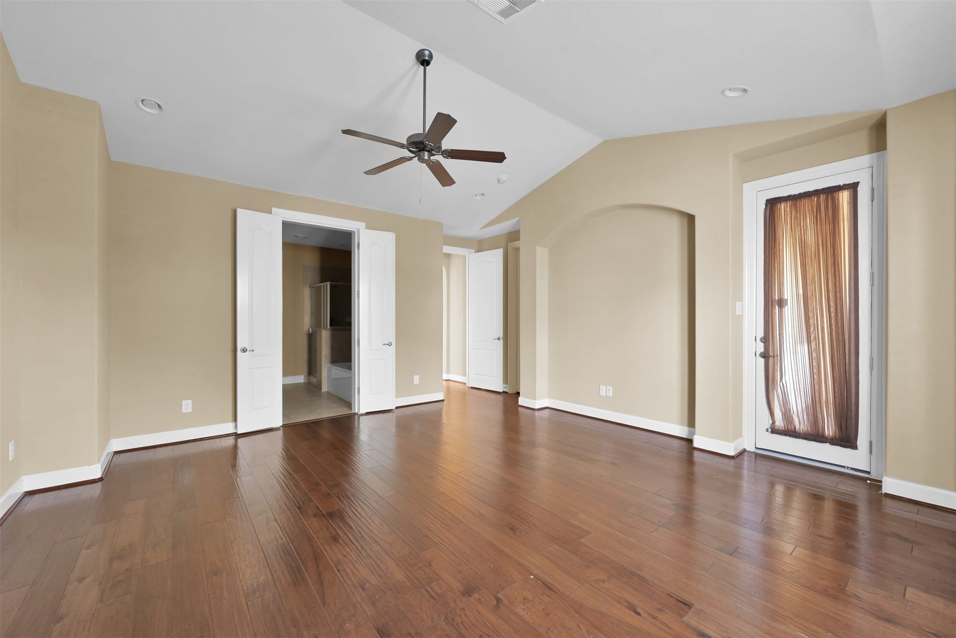 14527 San Pietro Drive, Houston, TX 77070 14527 San Pietro Drive, Houston, TX 77070