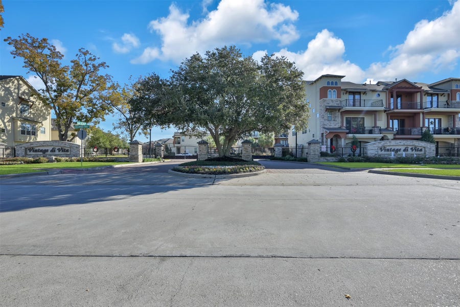Property photo for 14527 San Pietro Drive, Houston, TX