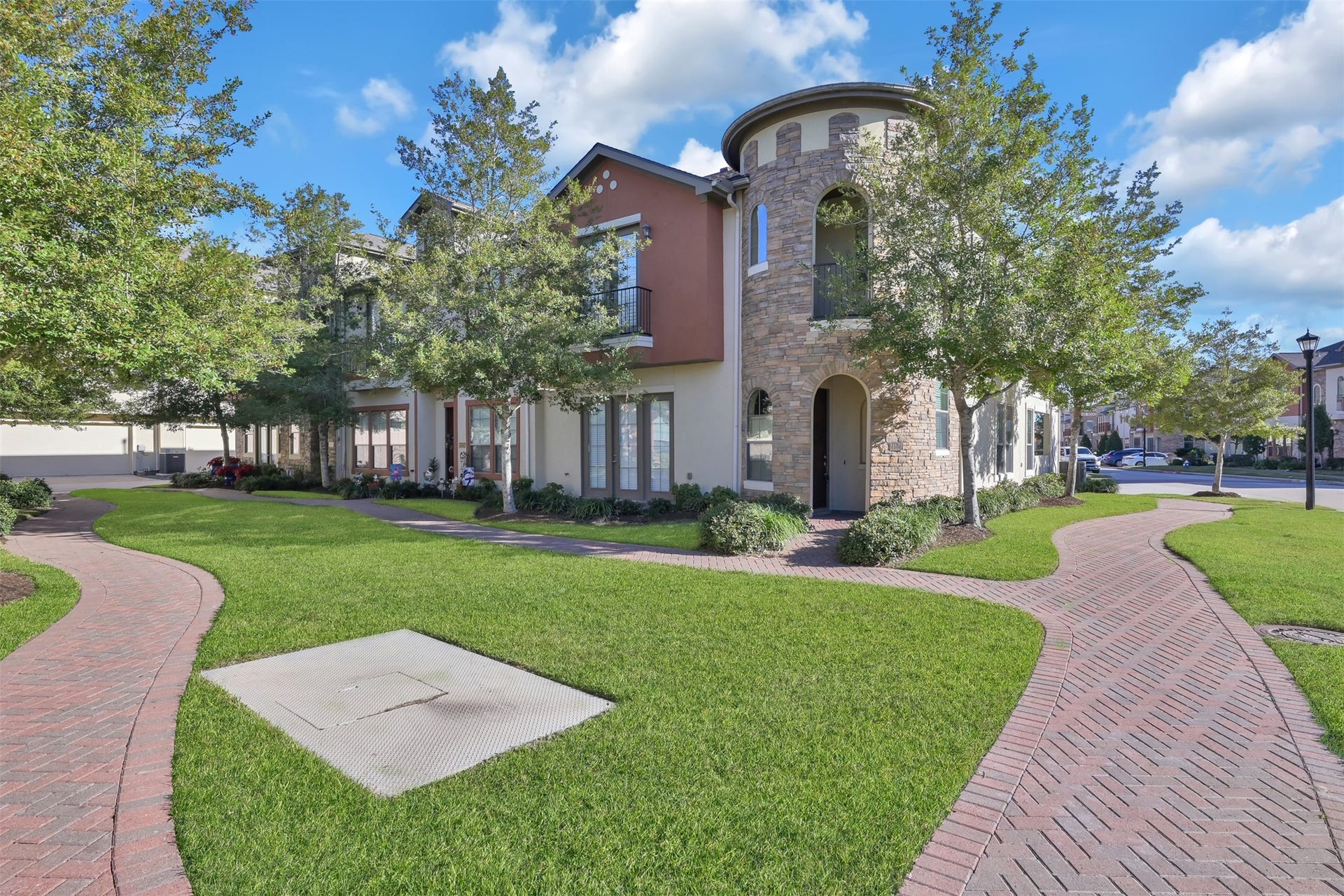 14527 San Pietro Drive, Houston, TX 77070 14527 San Pietro Drive, Houston, TX 77070