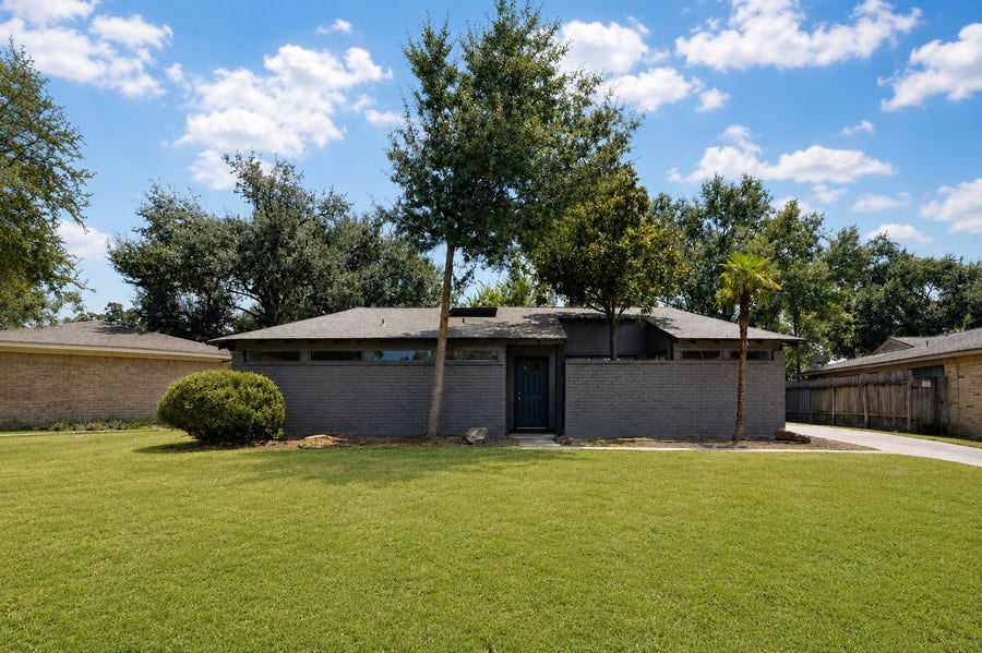 Property photo for 15811 Pathfield Drive, Houston, TX