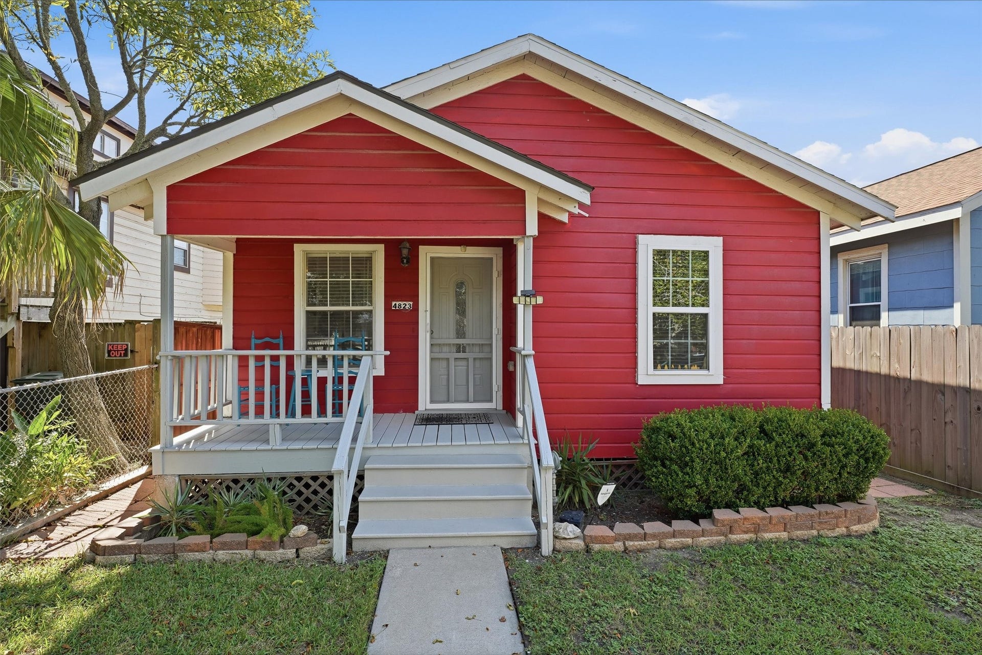 4823 Bernardo De Galvez, Galveston, TX 77551 Cute 2/1 home located blocks from the beach and Seawall.