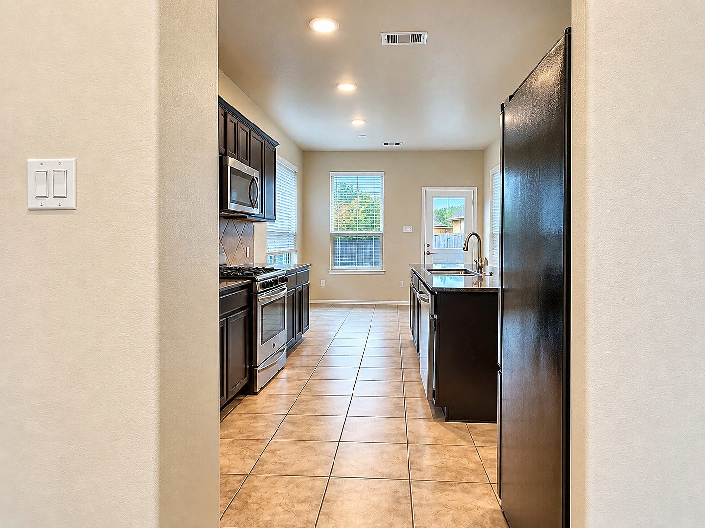 338 Marble Springs Lane, La Marque, TX 77568 338 Marble Springs Lane, La Marque, TX 77568