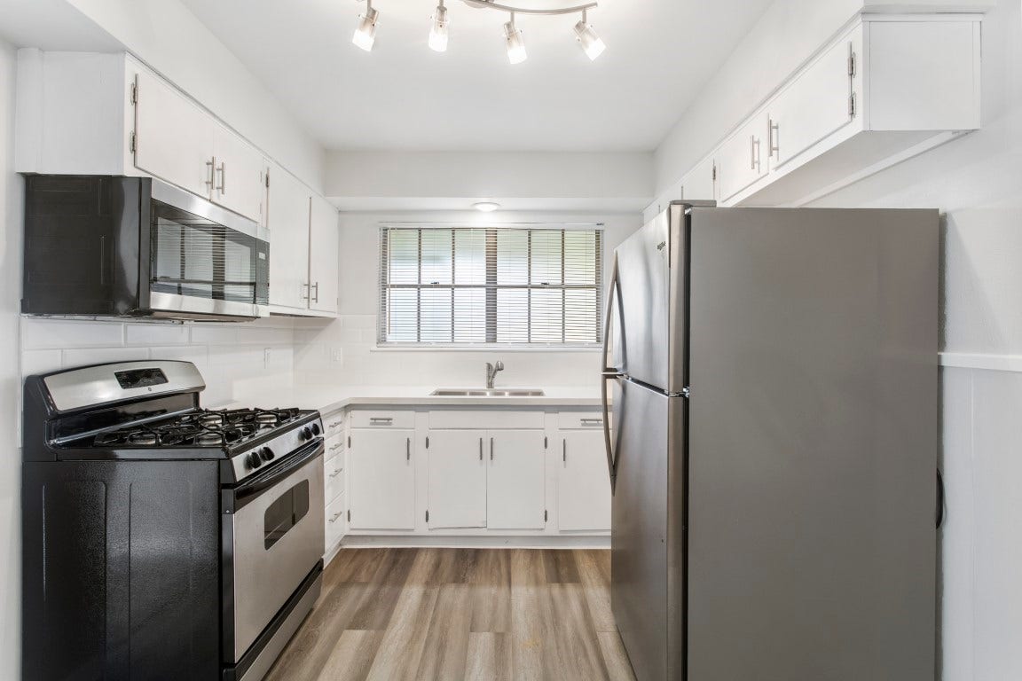 7419 Langley Road, Houston, TX 77016 7419 Langley Road, Houston, TX 77016