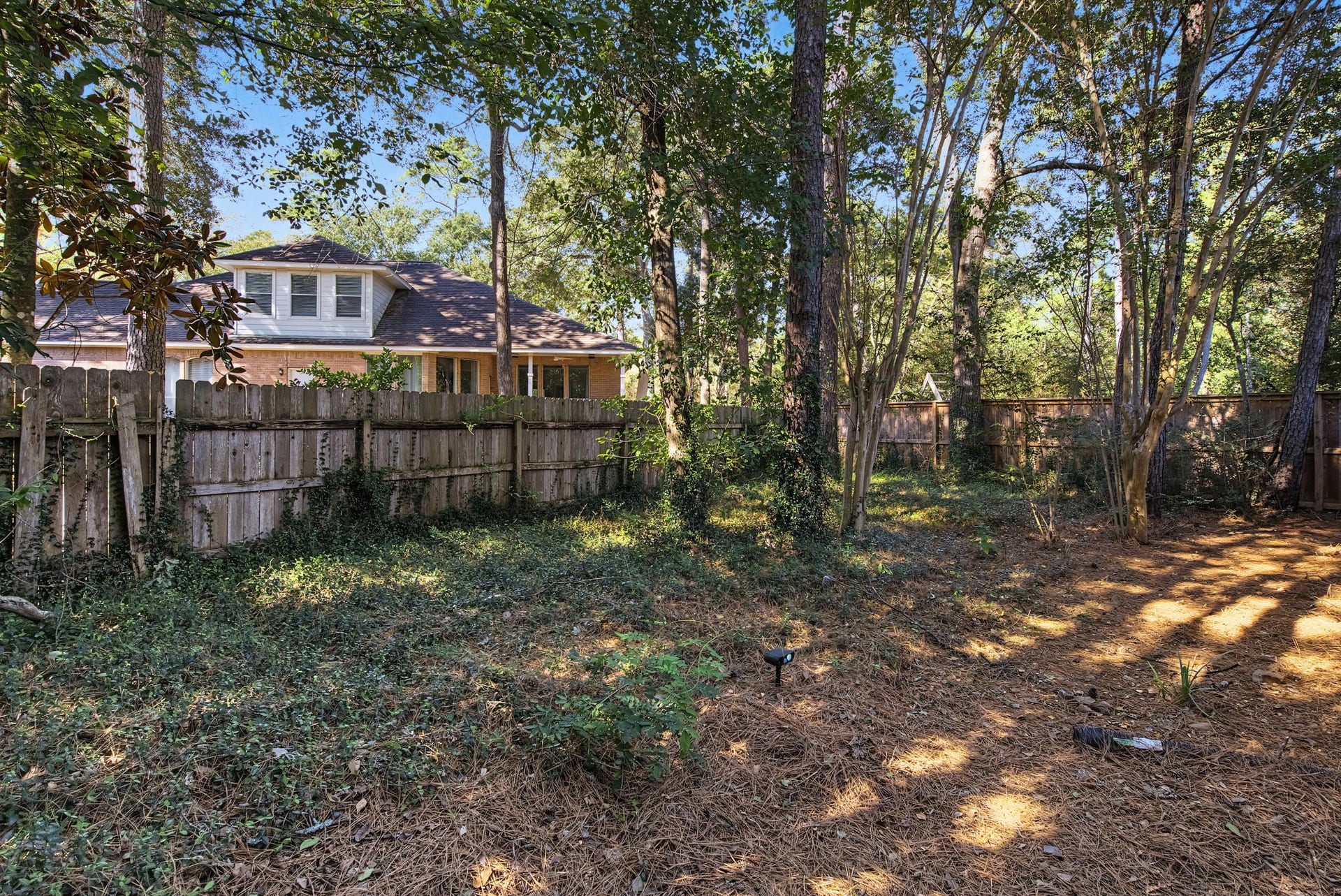 51 Pinery Ridge Place, The Woodlands, TX 77382 Bring your backyard ideas to life among the trees, with space to add landscaping, seating, and personal touches.