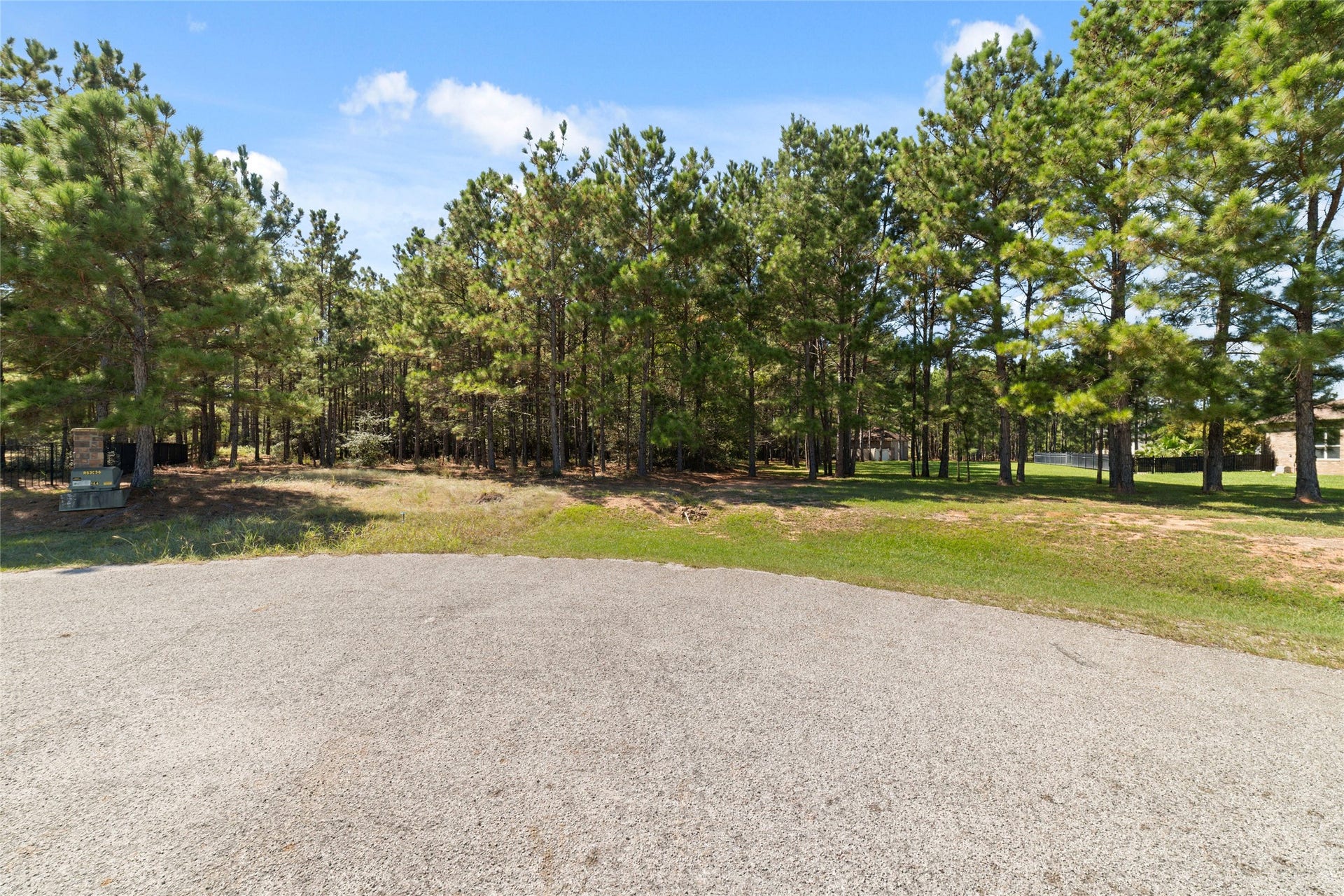 0 Ridgelake Court, Montgomery, TX 77316 Tucked away on a quiet cul-de-sac, is this beautiful wooded setting to design and build your dream home!