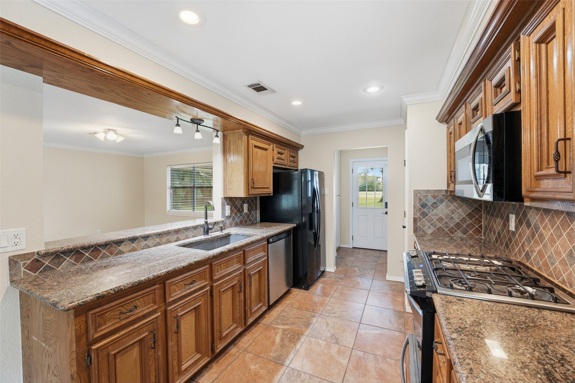 7321 Root Road, Spring, TX 77389 7321 Root Road, Spring, TX 77389