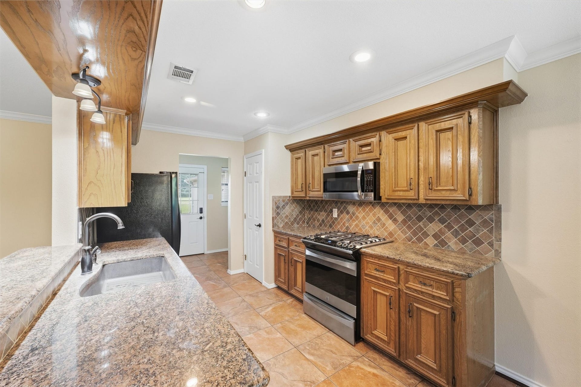 7321 Root Road, Spring, TX 77389 7321 Root Road, Spring, TX 77389