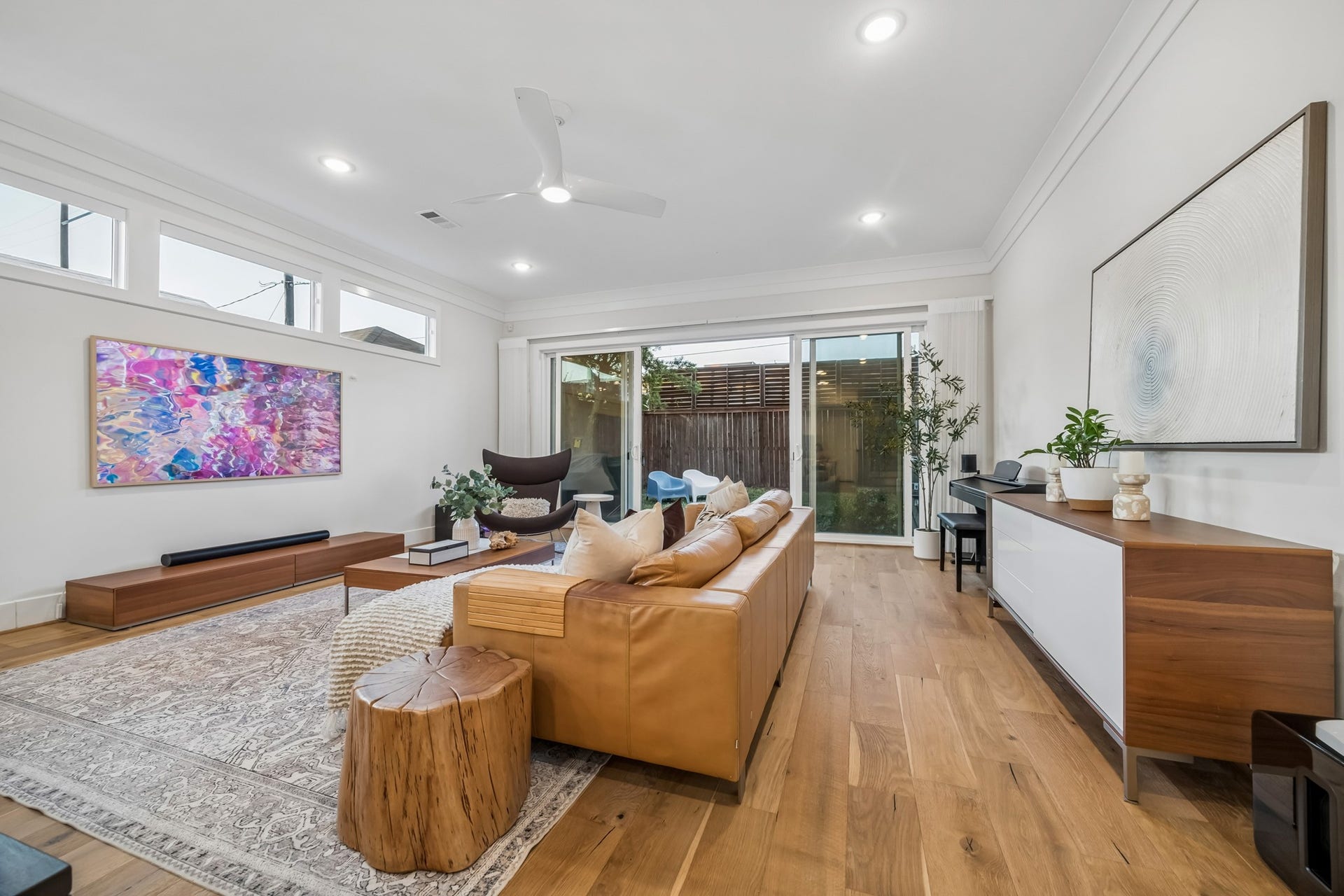 2432 Wroxton Road, Houston, TX 77005 2432 Wroxton Road, Houston, TX 77005