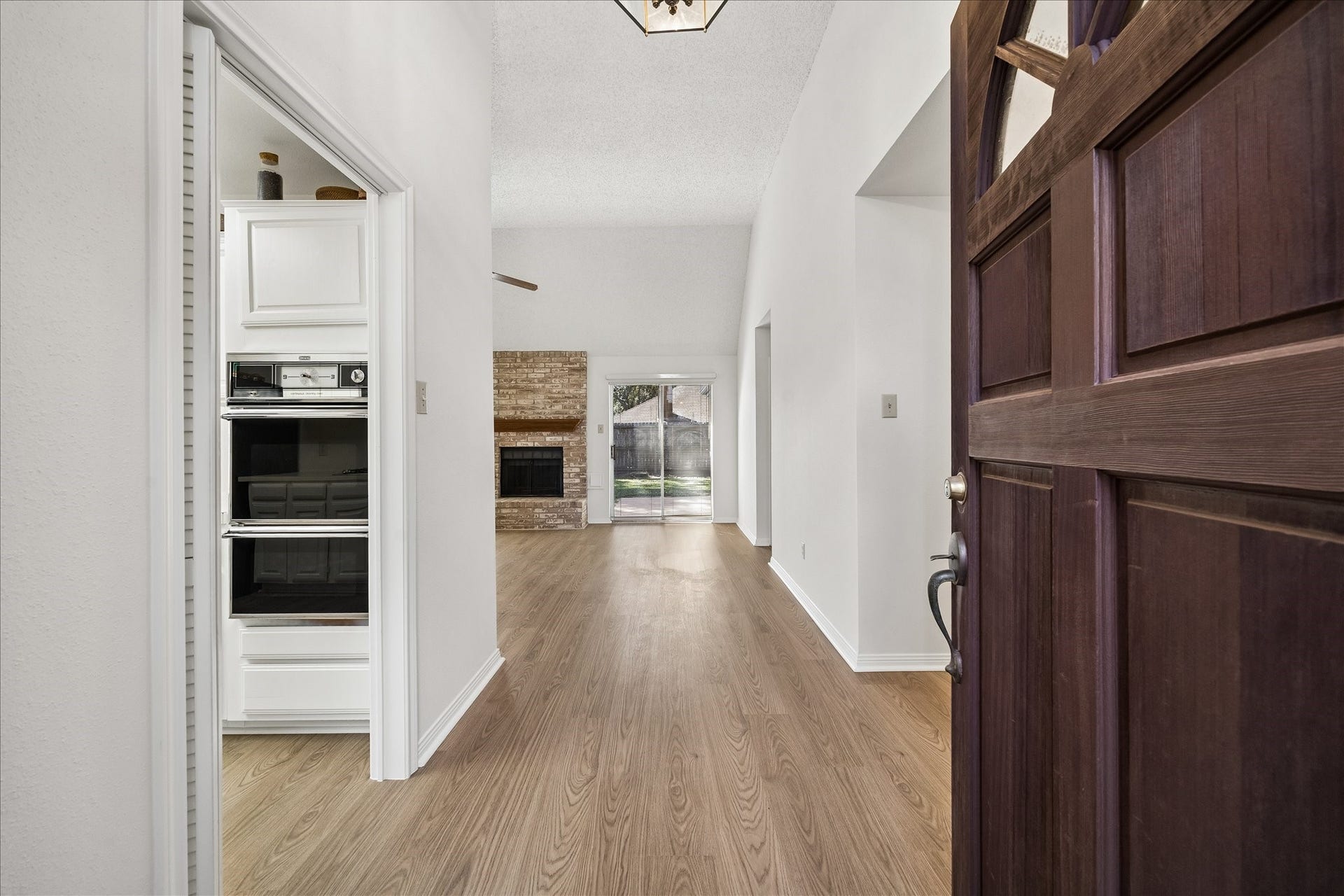 15503 Ensenada Drive, Houston, TX 77083 15503 Ensenada Drive, Houston, TX 77083