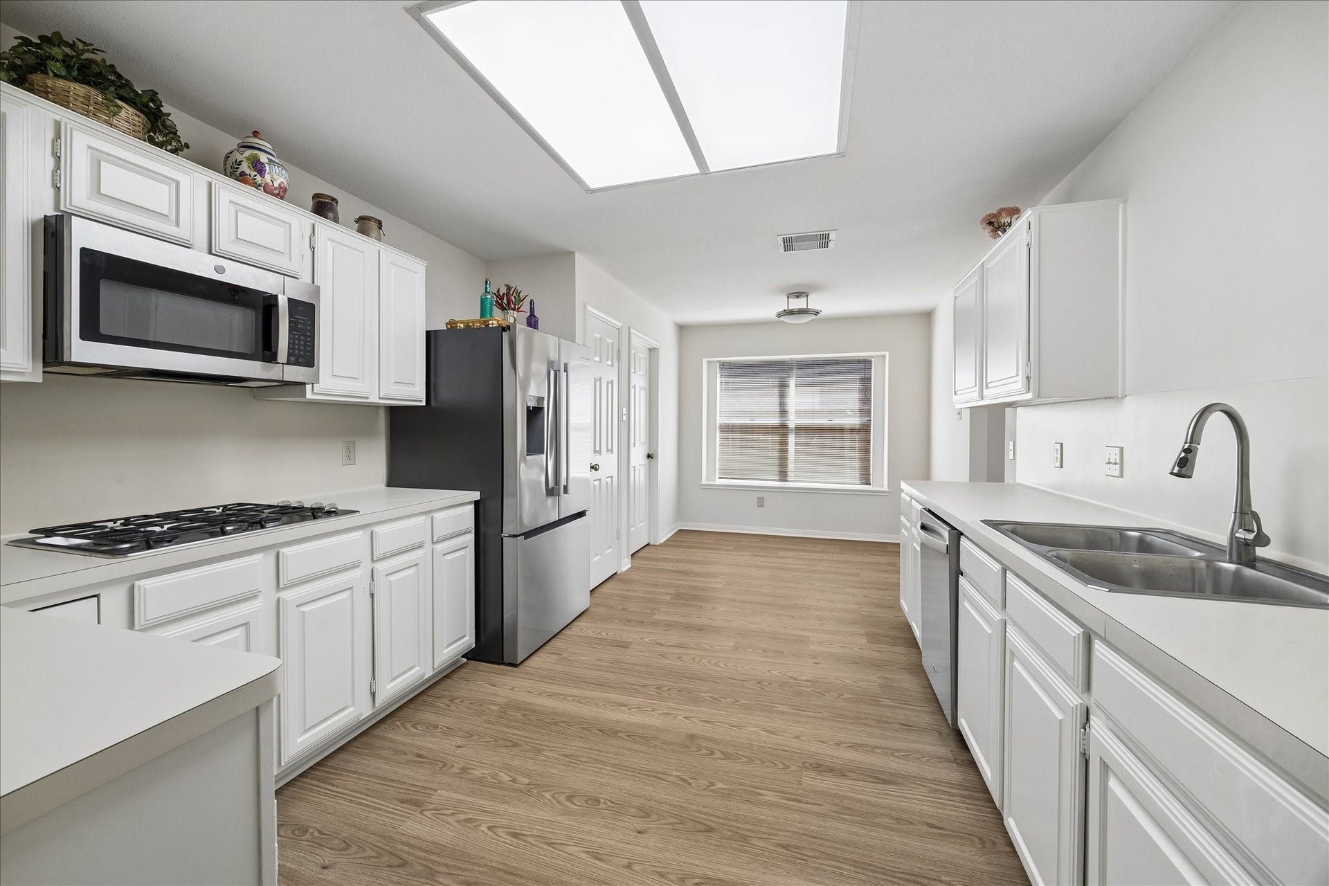 15503 Ensenada Drive, Houston, TX 77083 Another view of the kitchen