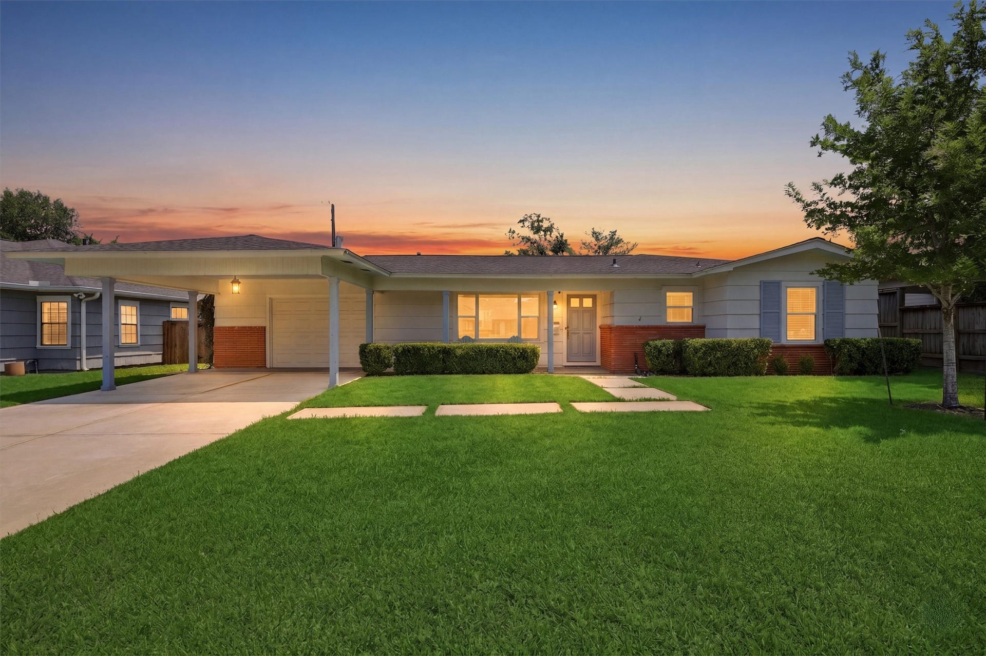 1006 Prince Street, Houston, TX 77008 1006 Prince Street, Houston, TX 77008