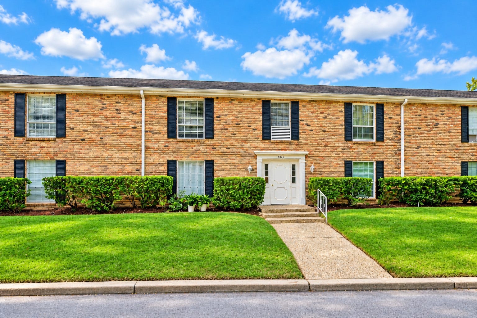 5855 Inwood Drive, #20, Houston, TX 77057 5855 Inwood Drive, #20, Houston, TX 77057
