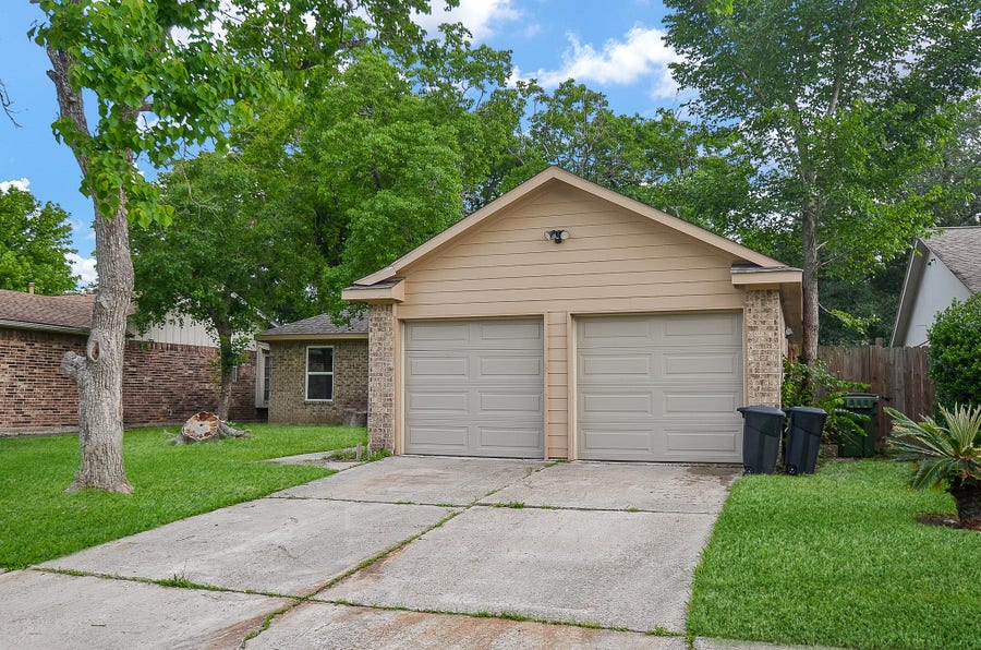 Property photo for 5443 Quail Tree Lane, Humble, TX