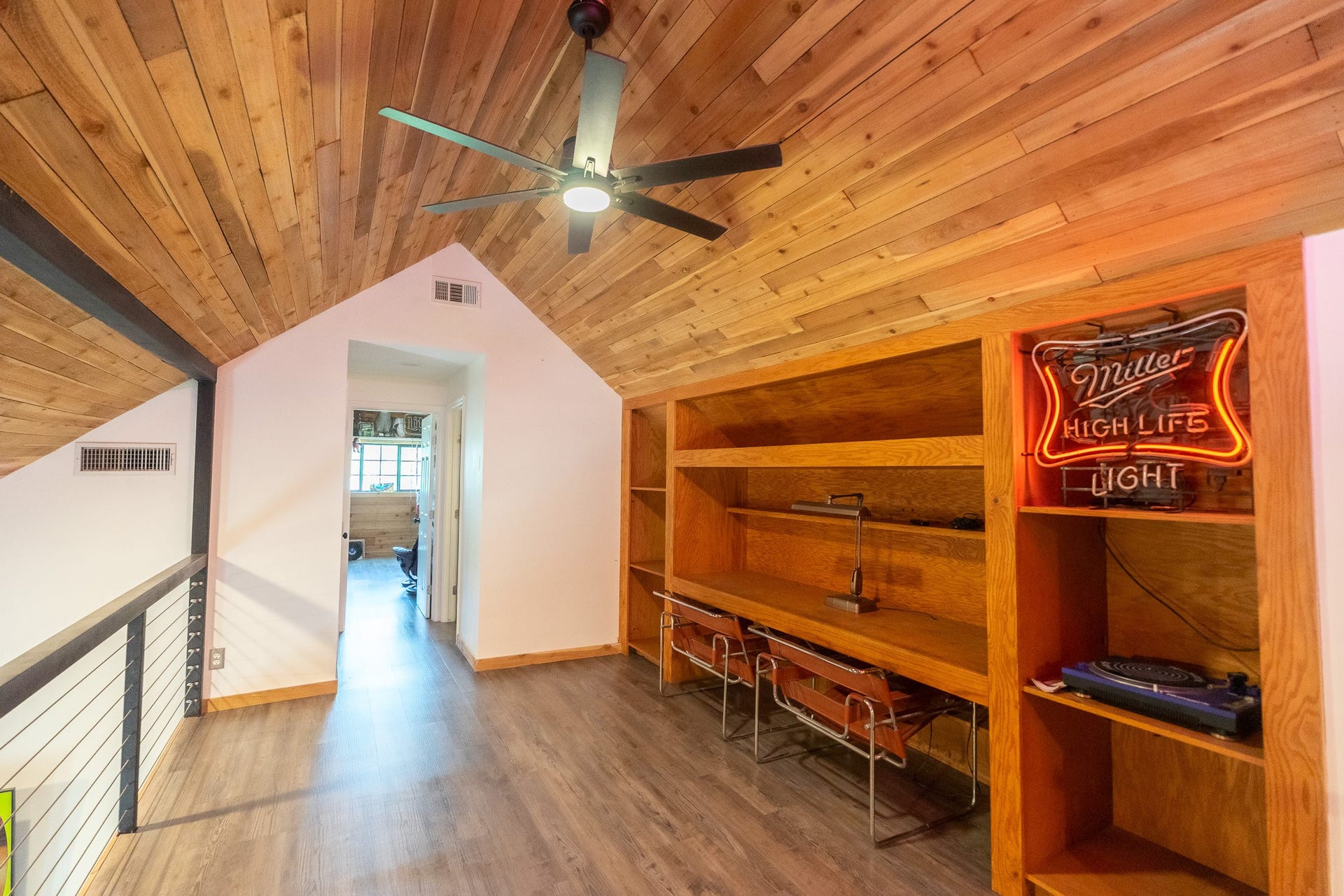 3015 Indian Acres Street, Alvin, TX 77511 We're upstairs now! This is the LOFT. Use it as an office or a reading room or just a quiet space to relax!