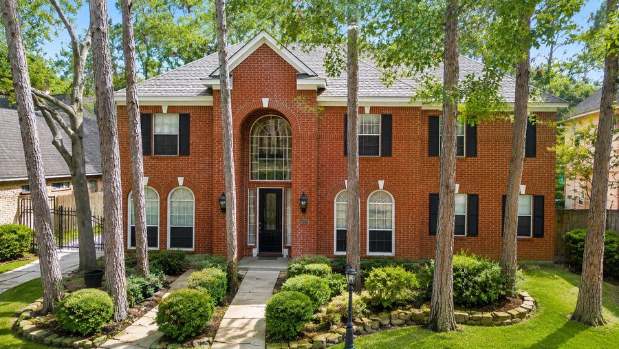 Property photo for 12906 Golden Rainbow Drive, Cypress, TX