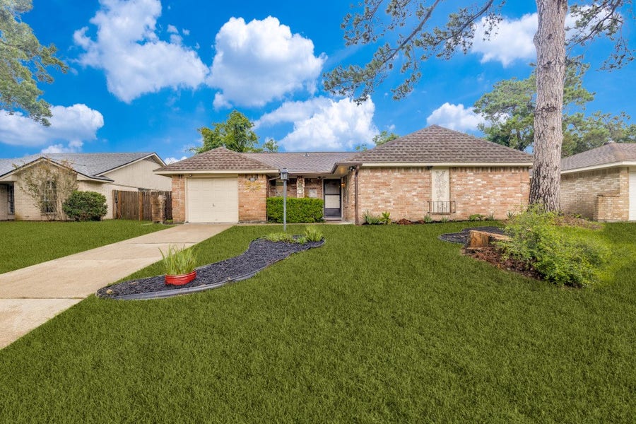 Property photo for 2623 Foliage Green Drive, Houston, TX