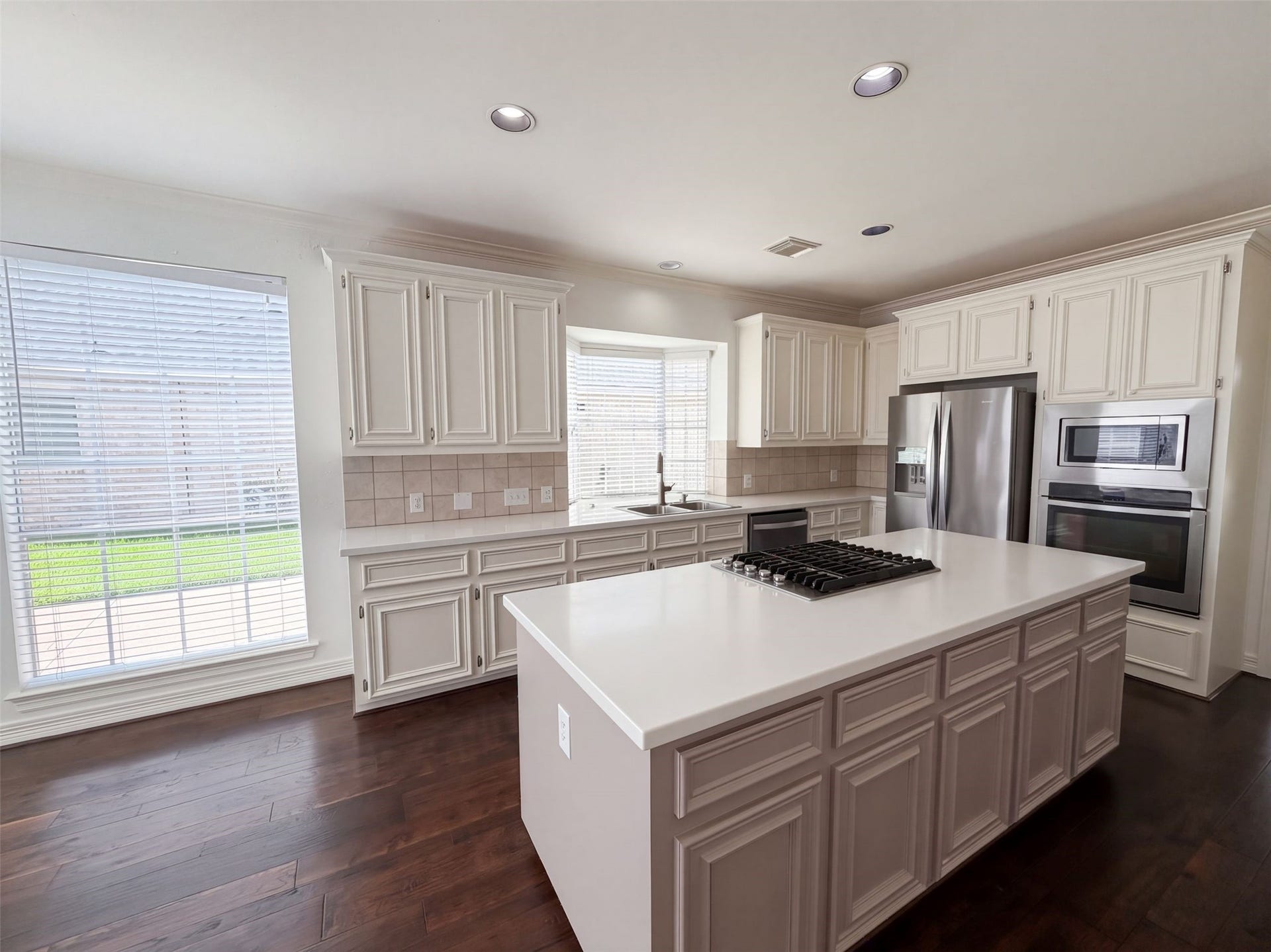 4203 Waterside Court, Missouri City, TX 77459 4203 Waterside Court, Missouri City, TX 77459