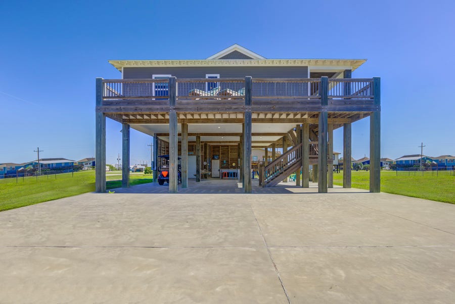 Property photo for 978 Surfview, Crystal Beach, TX