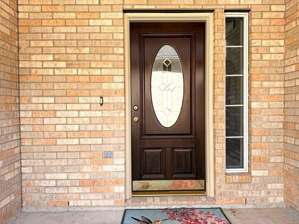 90 Country Gate, Conroe, TX 77384 Welcome home