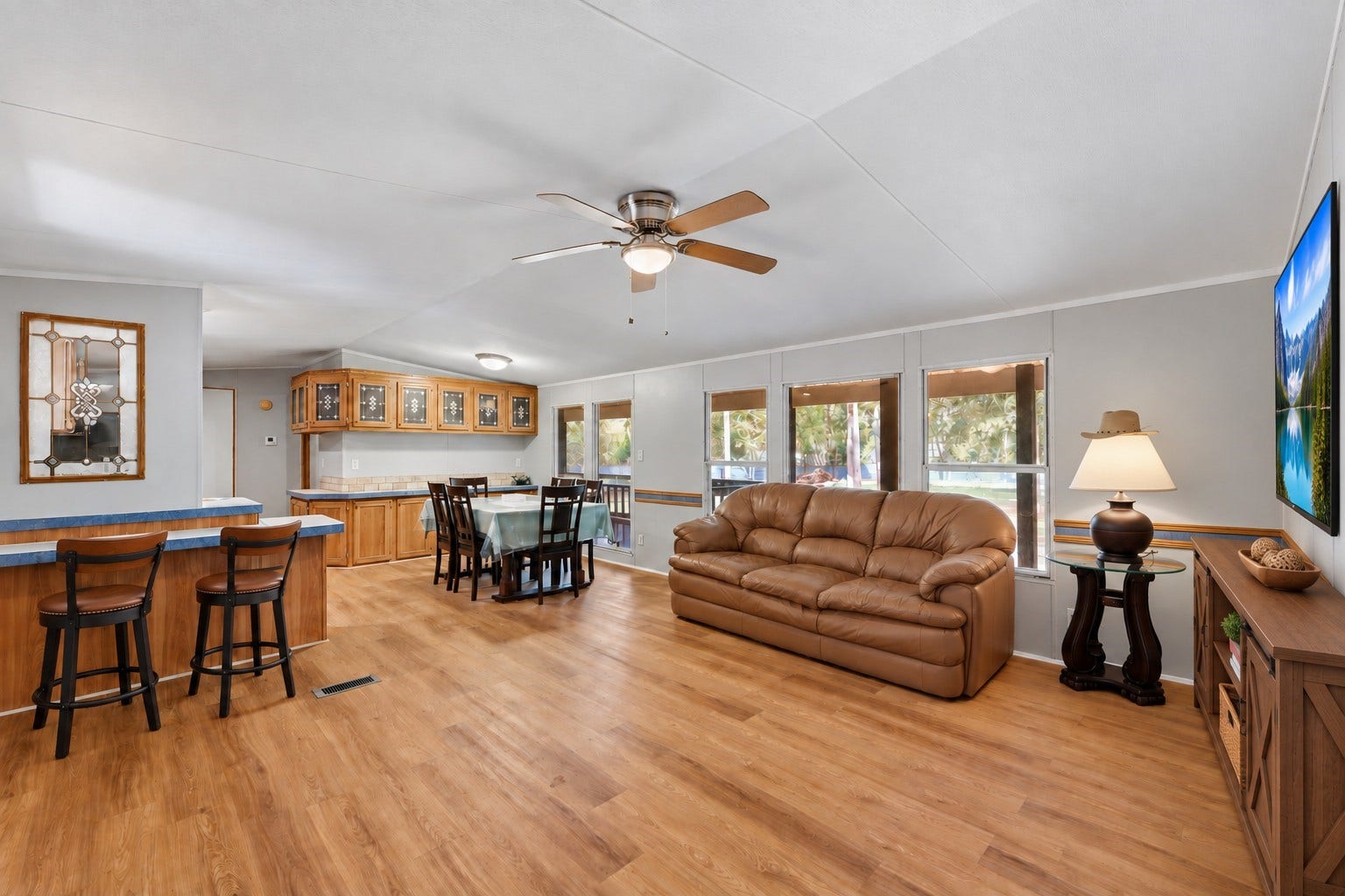 16919 Young Sam Road, Conroe, TX 77302 Living RoomVirtually Staged
