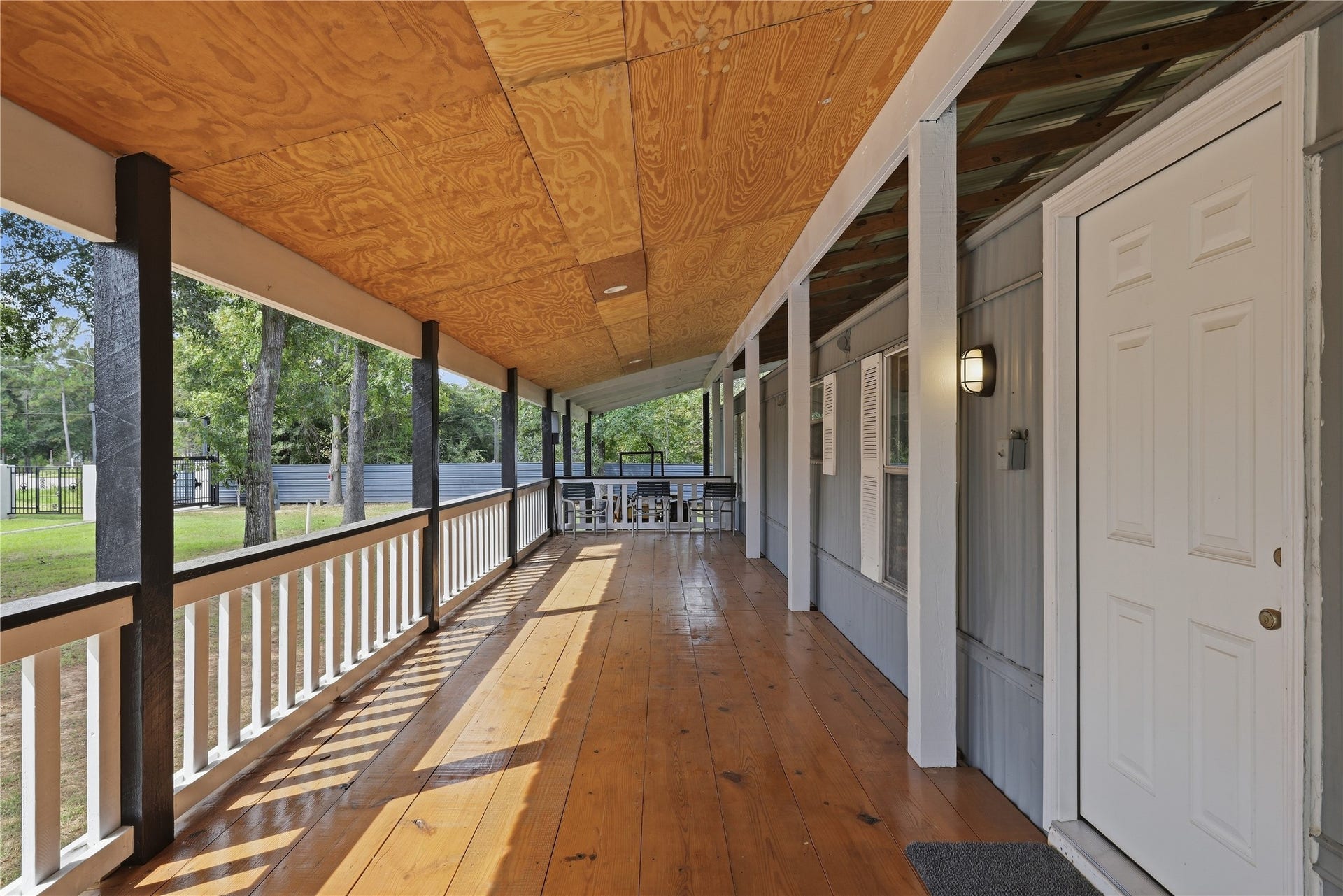 16919 Young Sam Road, Conroe, TX 77302 Front porch