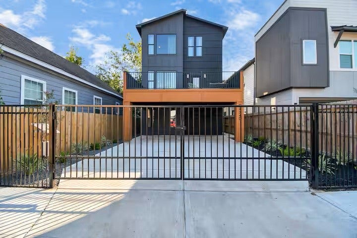 2520 Rosalie Street, Houston, TX 77004 2520 Rosalie Street, Houston, TX 77004