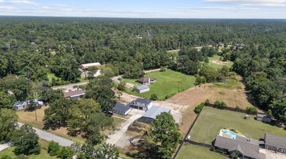 12019 Beth Lane, Magnolia, TX 77354 12019 Beth Lane, Magnolia, TX 77354