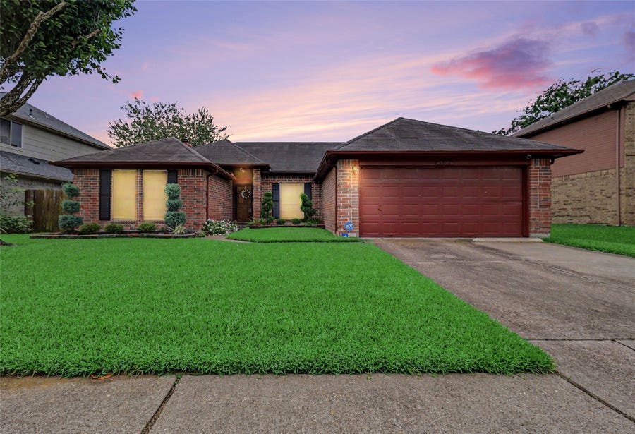 Property photo for 4802 Stone Bridge Street, Baytown, TX