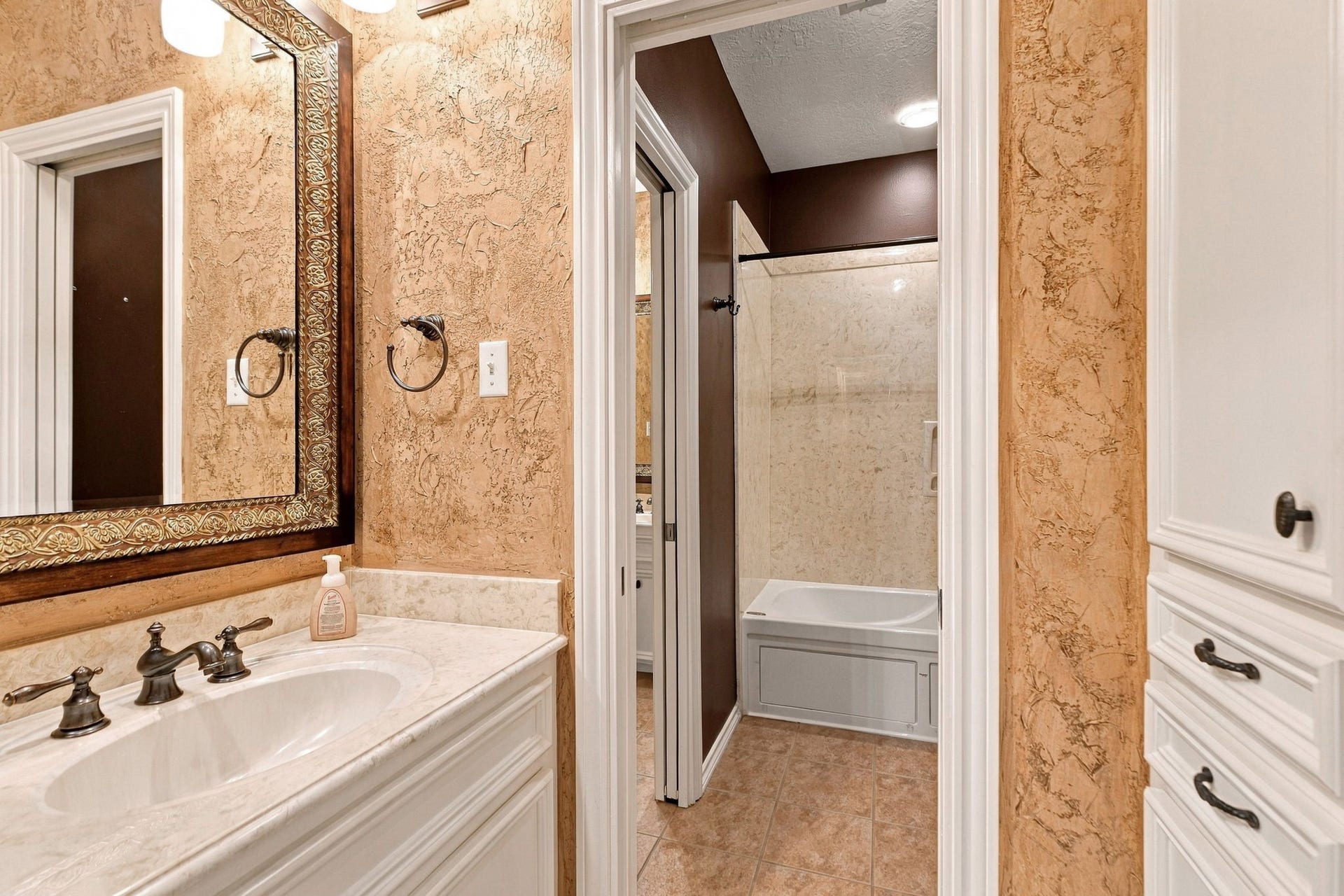 31020 Ulrich Road, Tomball, TX 77375 31020 Ulrich Road, Tomball, TX 77375