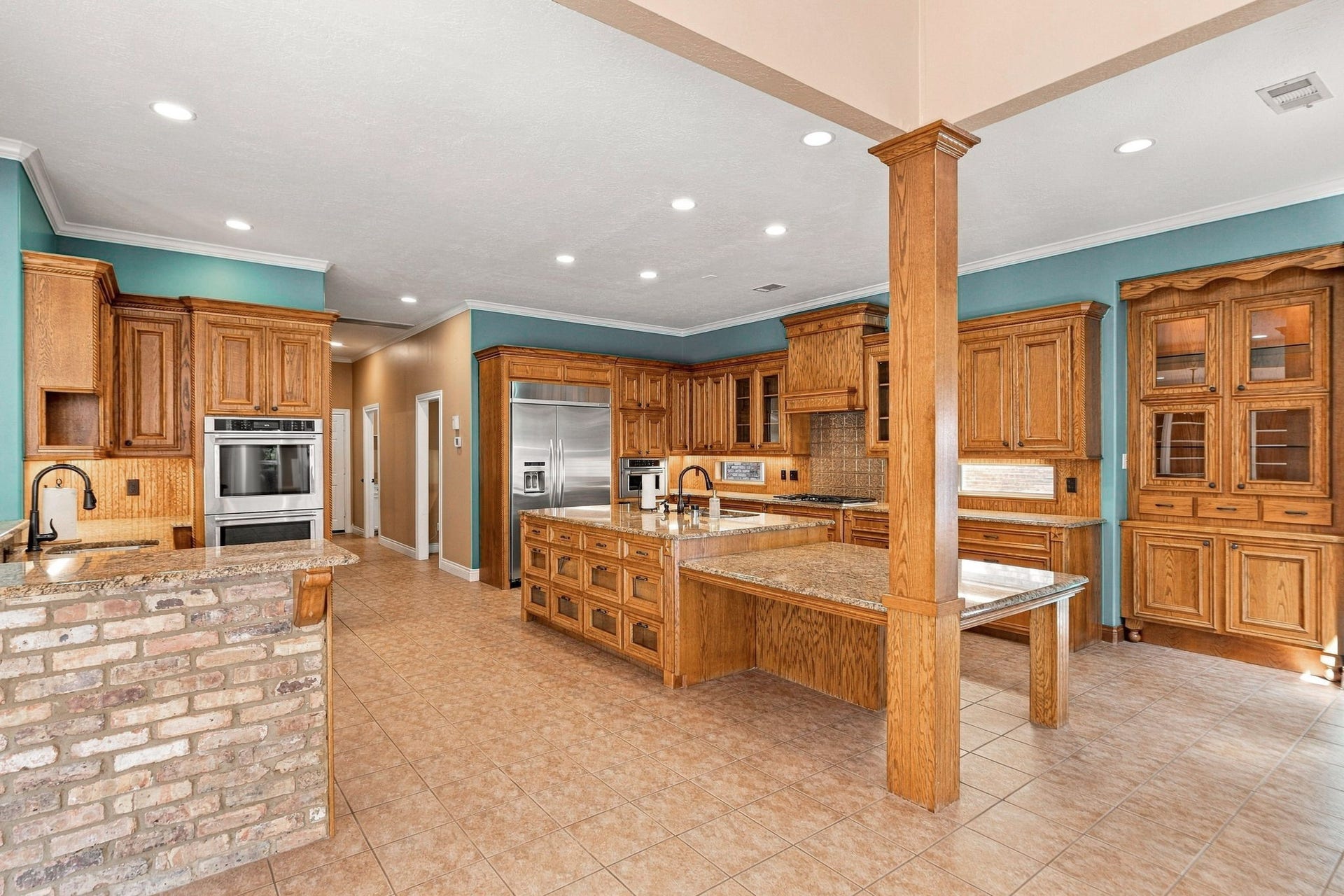 31020 Ulrich Road, Tomball, TX 77375 31020 Ulrich Road, Tomball, TX 77375