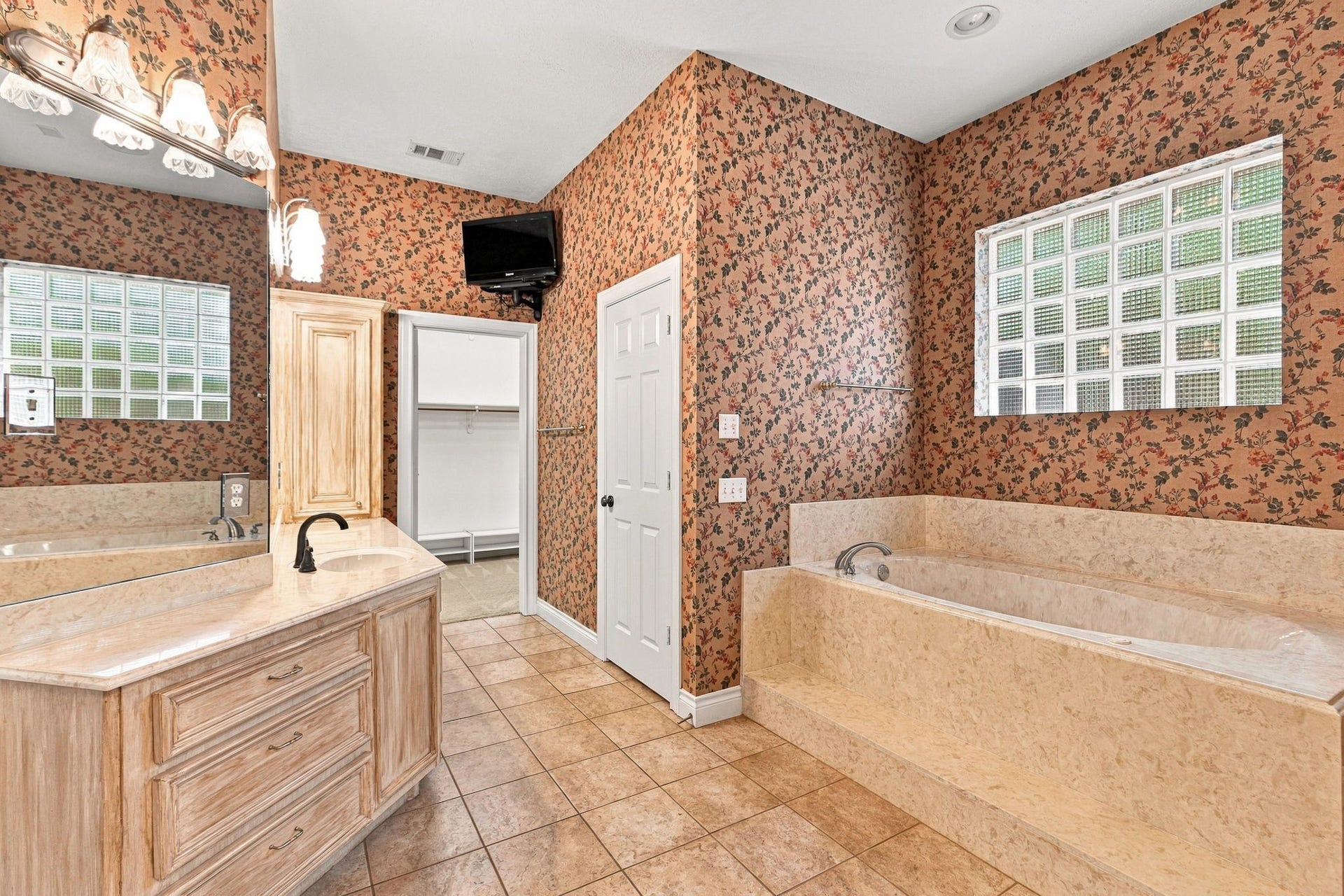 31020 Ulrich Road, Tomball, TX 77375 31020 Ulrich Road, Tomball, TX 77375