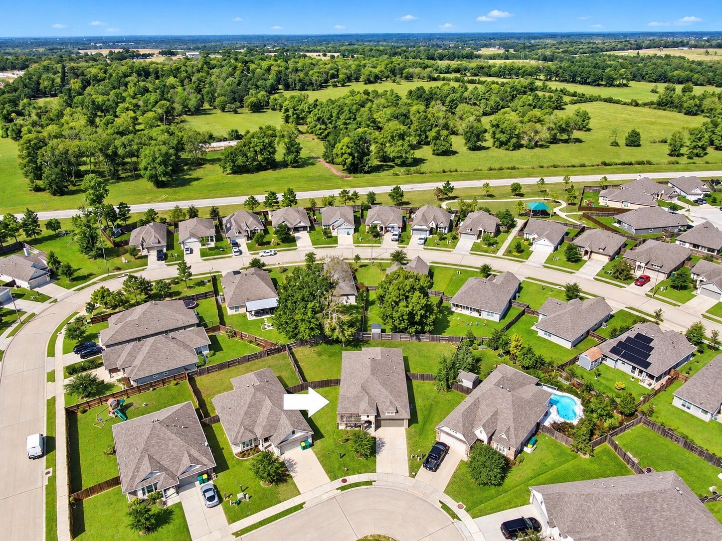 313 Brocks Court, Montgomery, TX 77356 Aerial view of beautiful neighborhood and location on the cul-de-sac with one of the largest yards in the community!