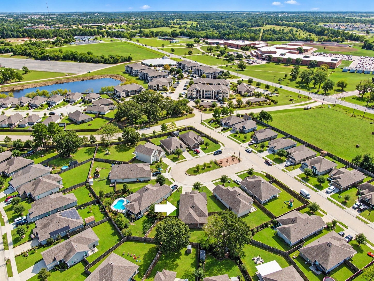 313 Brocks Court, Montgomery, TX 77356 Also close by the highly acclaimed Montgomery High School and proximity shown here!