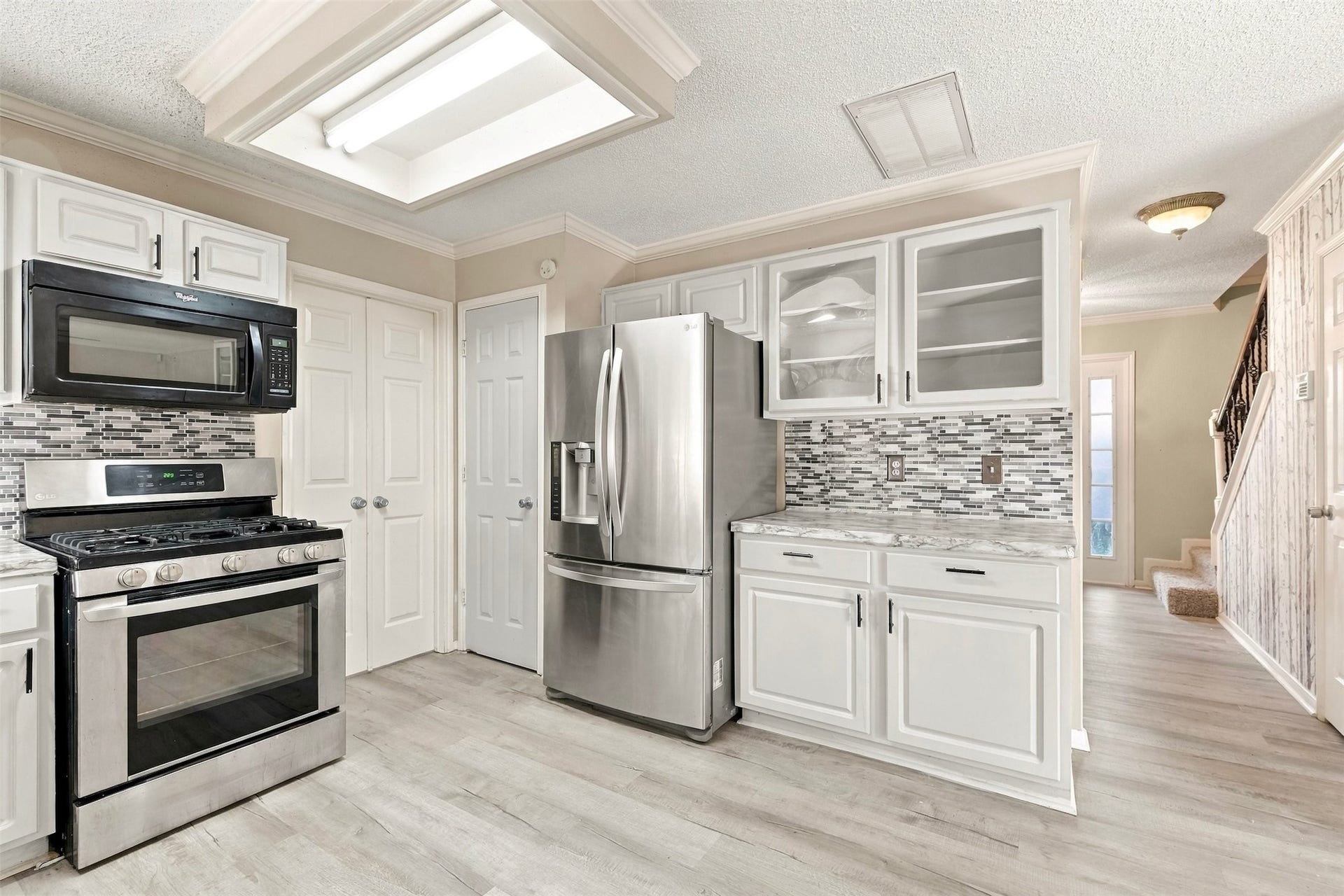 18031 Carbridge Drive, Houston, TX 77084 18031 Carbridge Drive, Houston, TX 77084