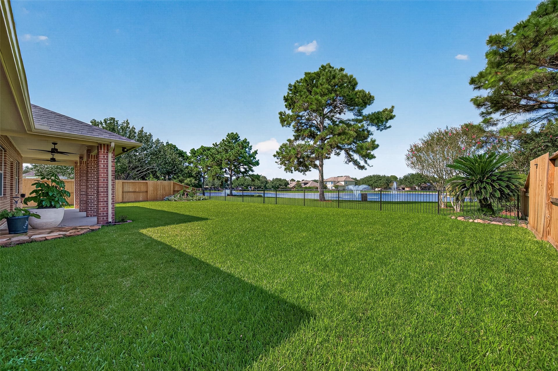 405 Wickford Court, League City, TX 77573 405 Wickford Court, League City, TX 77573