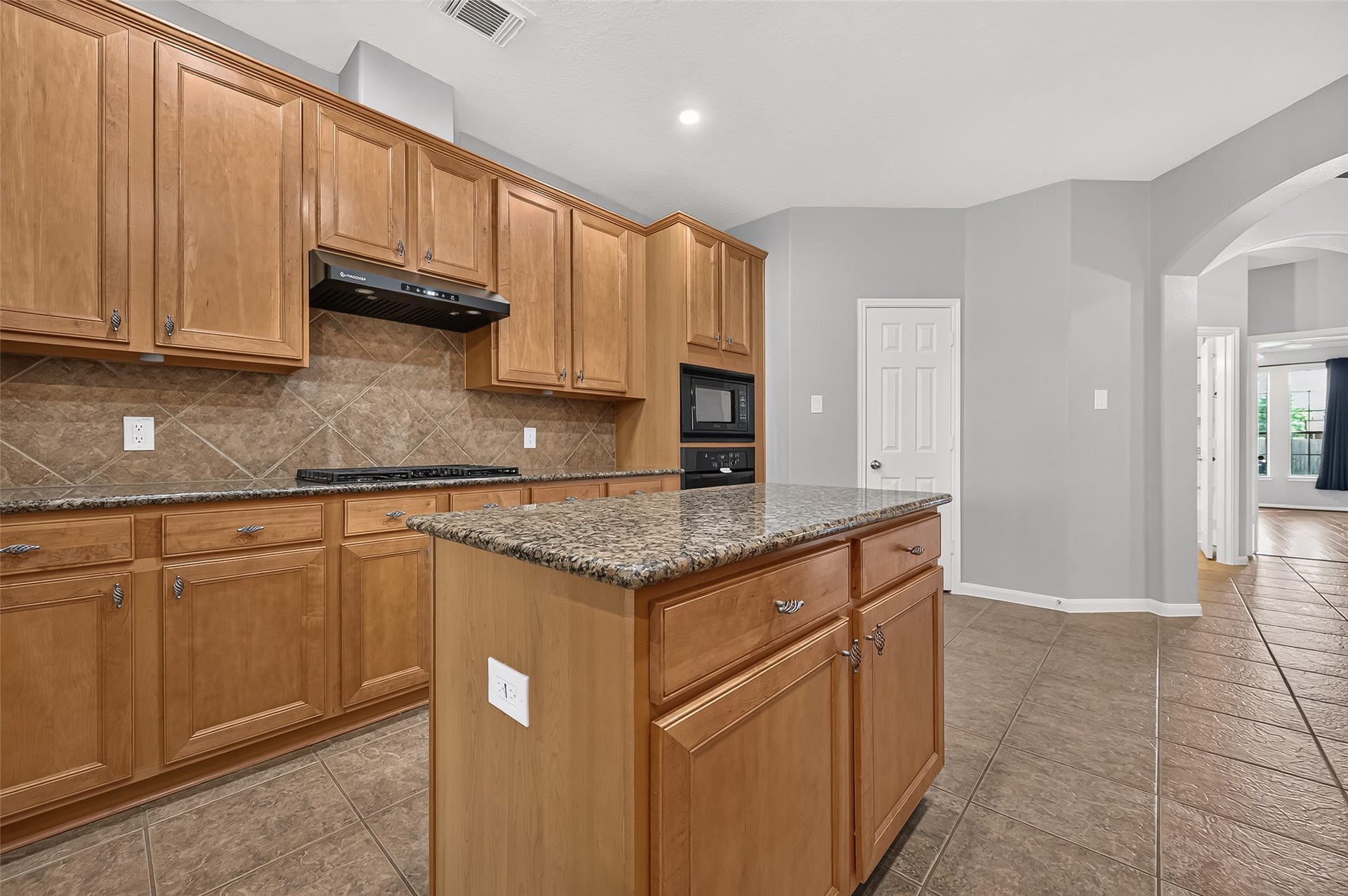 405 Wickford Court, League City, TX 77573 405 Wickford Court, League City, TX 77573