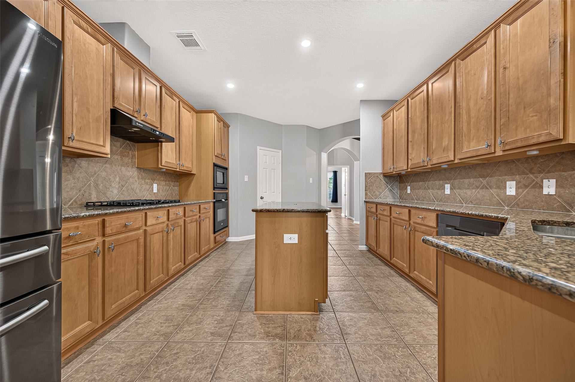 405 Wickford Court, League City, TX 77573 405 Wickford Court, League City, TX 77573