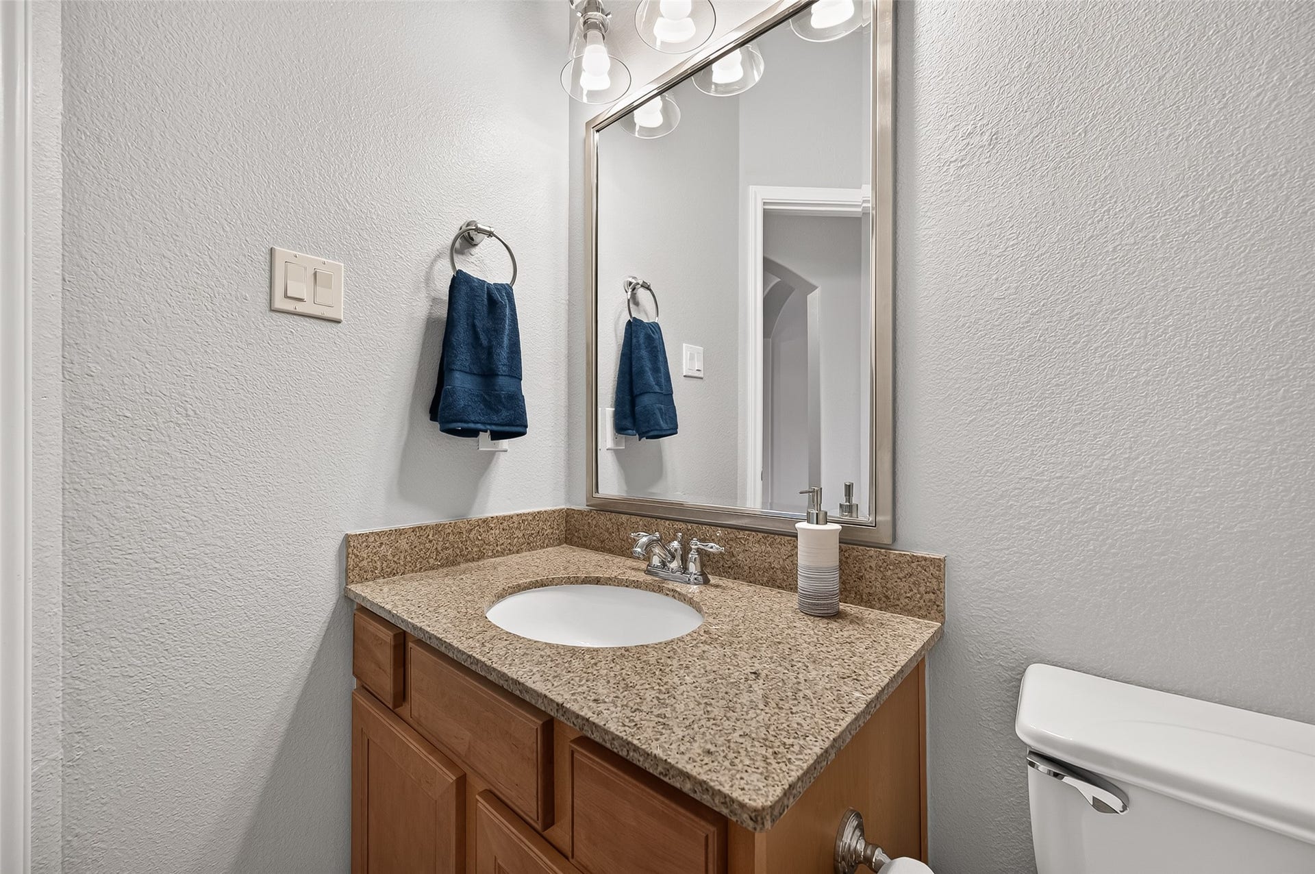 405 Wickford Court, League City, TX 77573 405 Wickford Court, League City, TX 77573