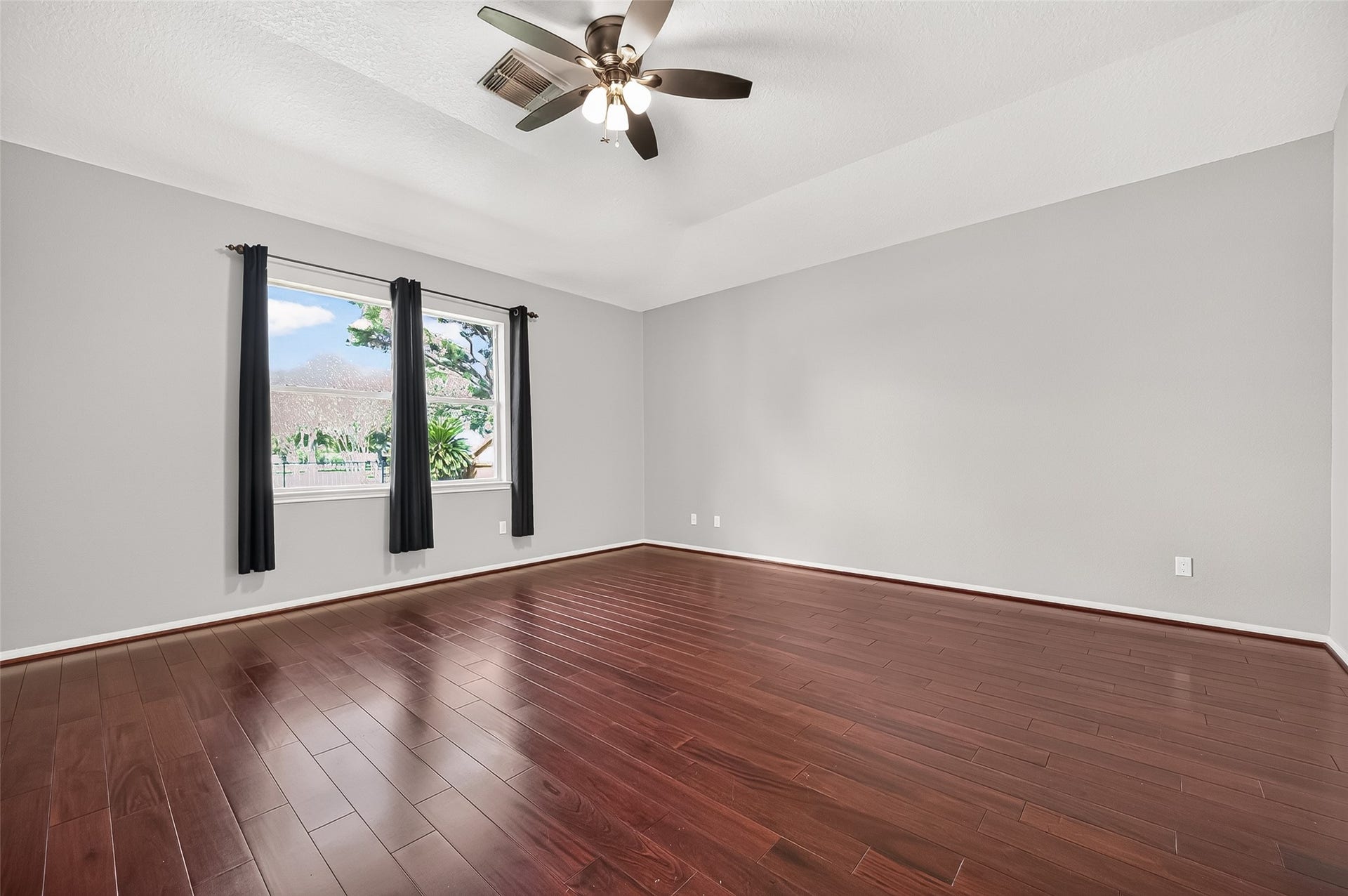 405 Wickford Court, League City, TX 77573 405 Wickford Court, League City, TX 77573