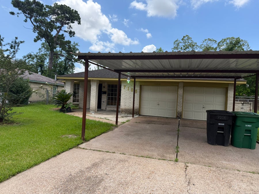 Property photo for 7106 Haverton Drive, Houston, TX